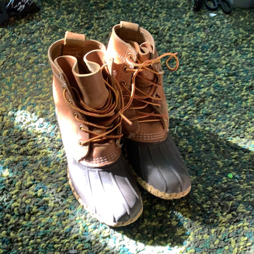 Classic L.L. Bean Boots, Women size 7, perfect for cold weather